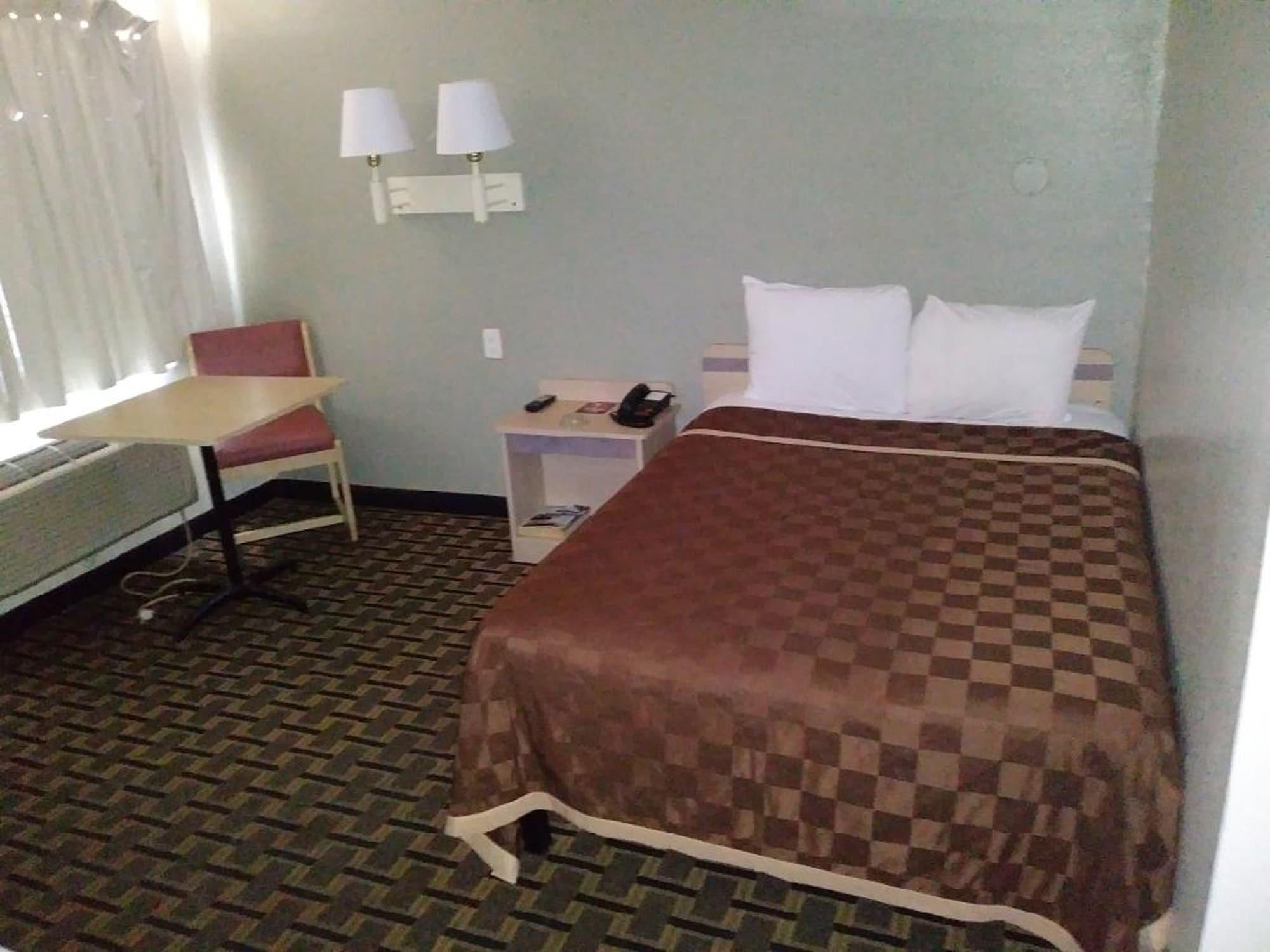 Americas Best Value Inn Amarillo Airport/Grand Street Exterior photo