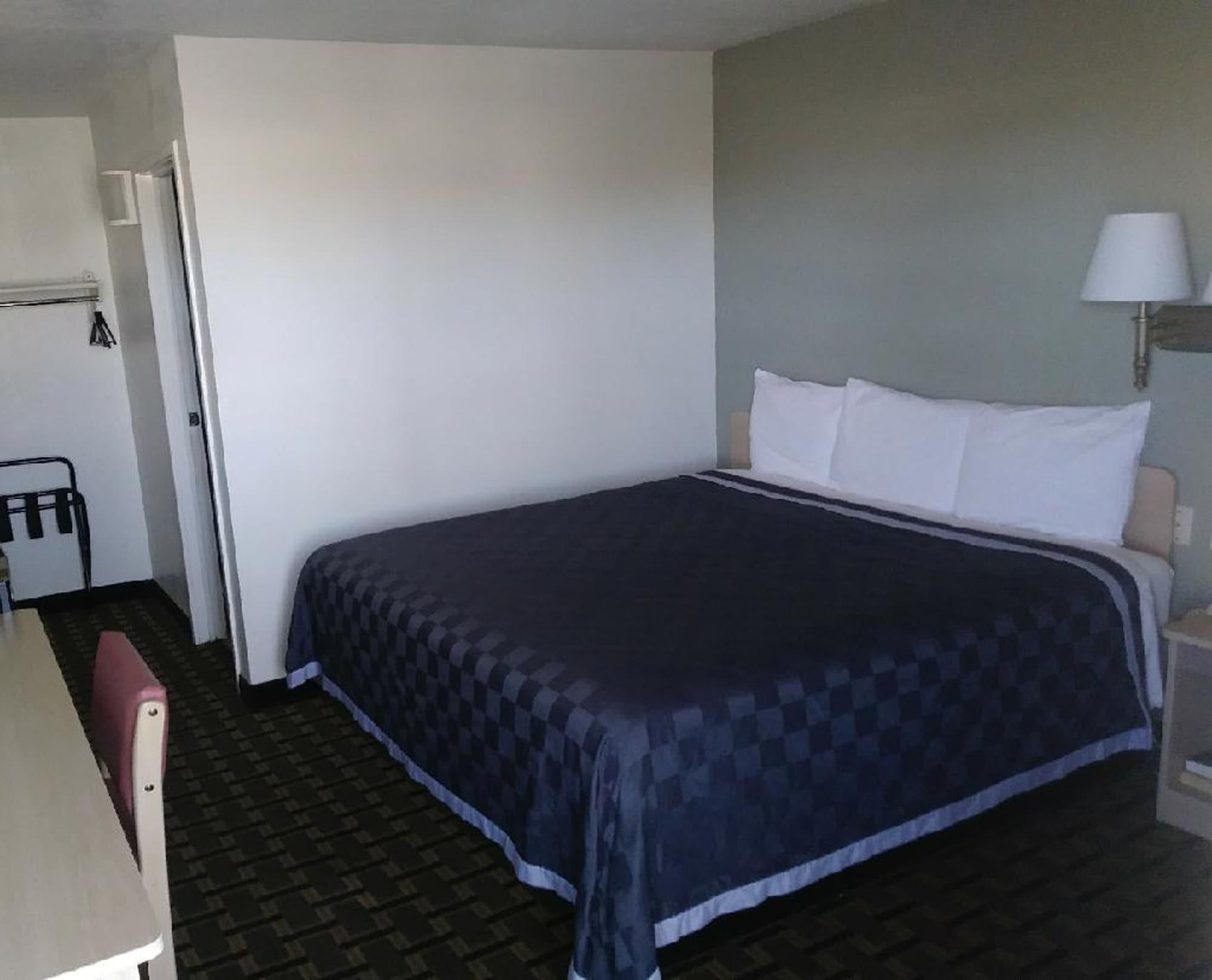 Americas Best Value Inn Amarillo Airport/Grand Street Exterior photo