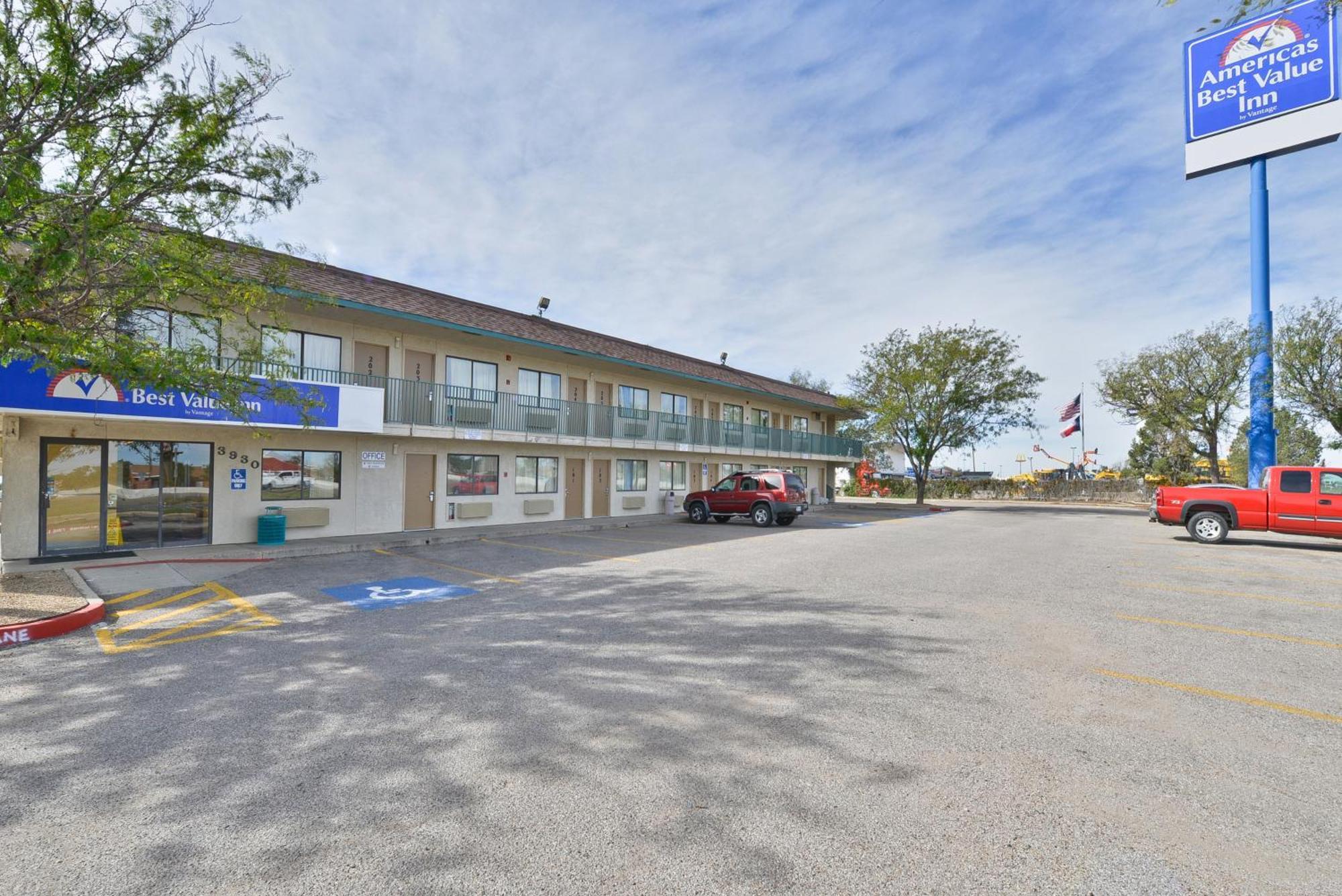 Americas Best Value Inn Amarillo Airport/Grand Street Exterior photo