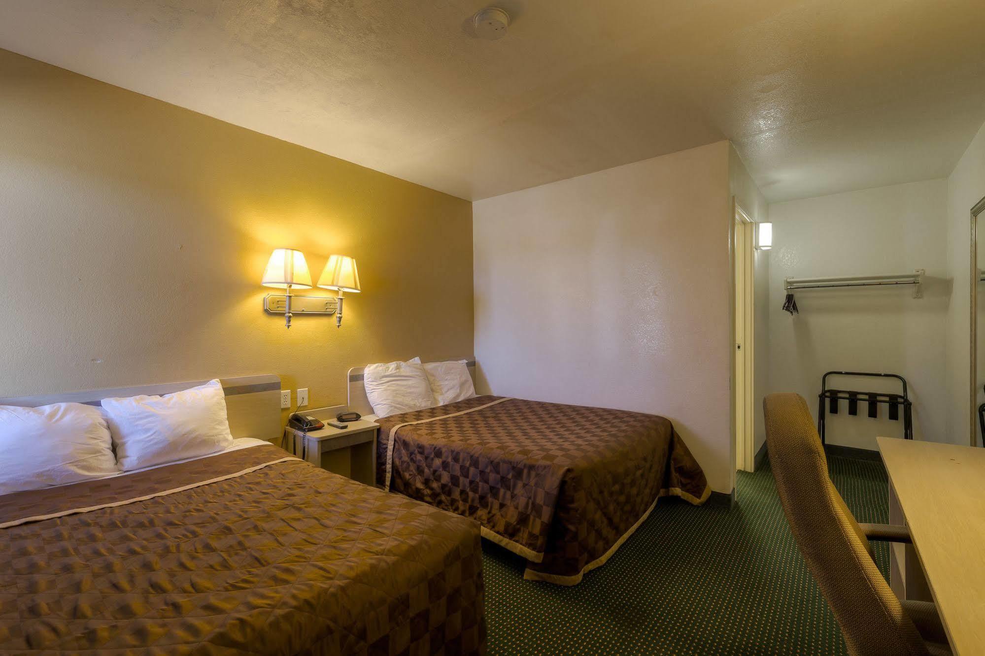 Americas Best Value Inn Amarillo Airport/Grand Street Exterior photo