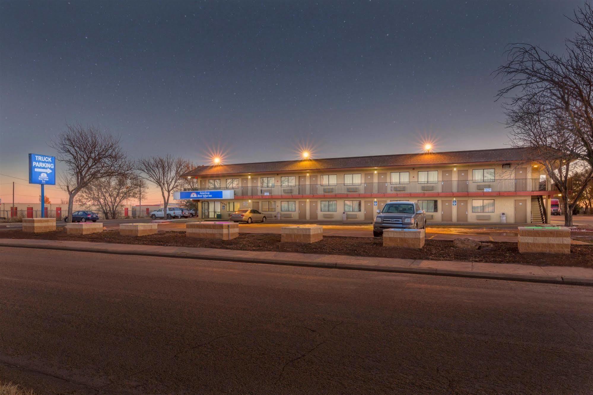 Americas Best Value Inn Amarillo Airport/Grand Street Exterior photo
