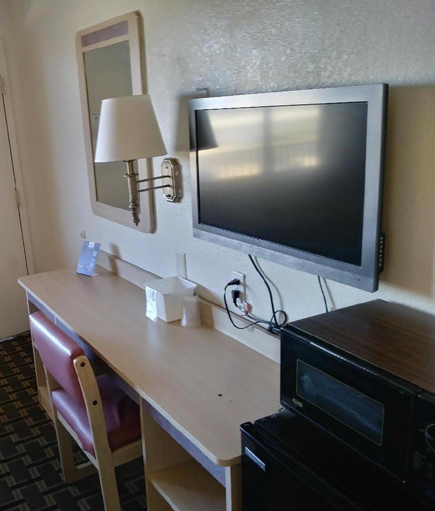 Americas Best Value Inn Amarillo Airport/Grand Street Exterior photo